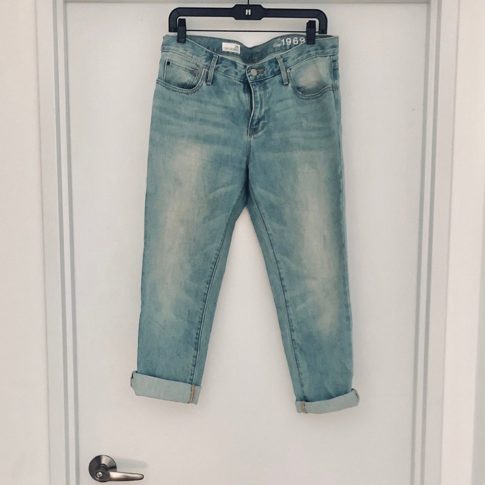 Gap Sexy Boyfriend Slightly Destroyed Jeans